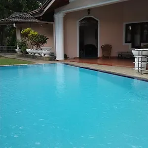 2* Гостевой дом View Garden