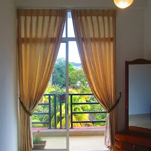 3* Hotel Kandyan Sweet